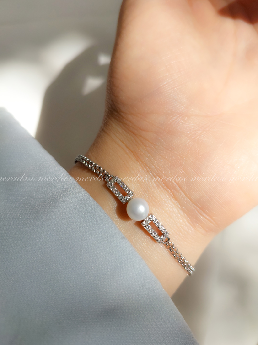 دستبند نقره زنانه کد 1